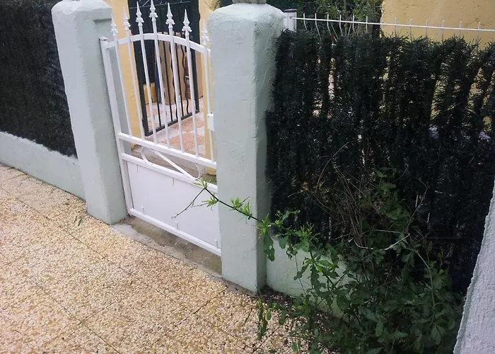 La Corse Turquoise Et Sable Fin